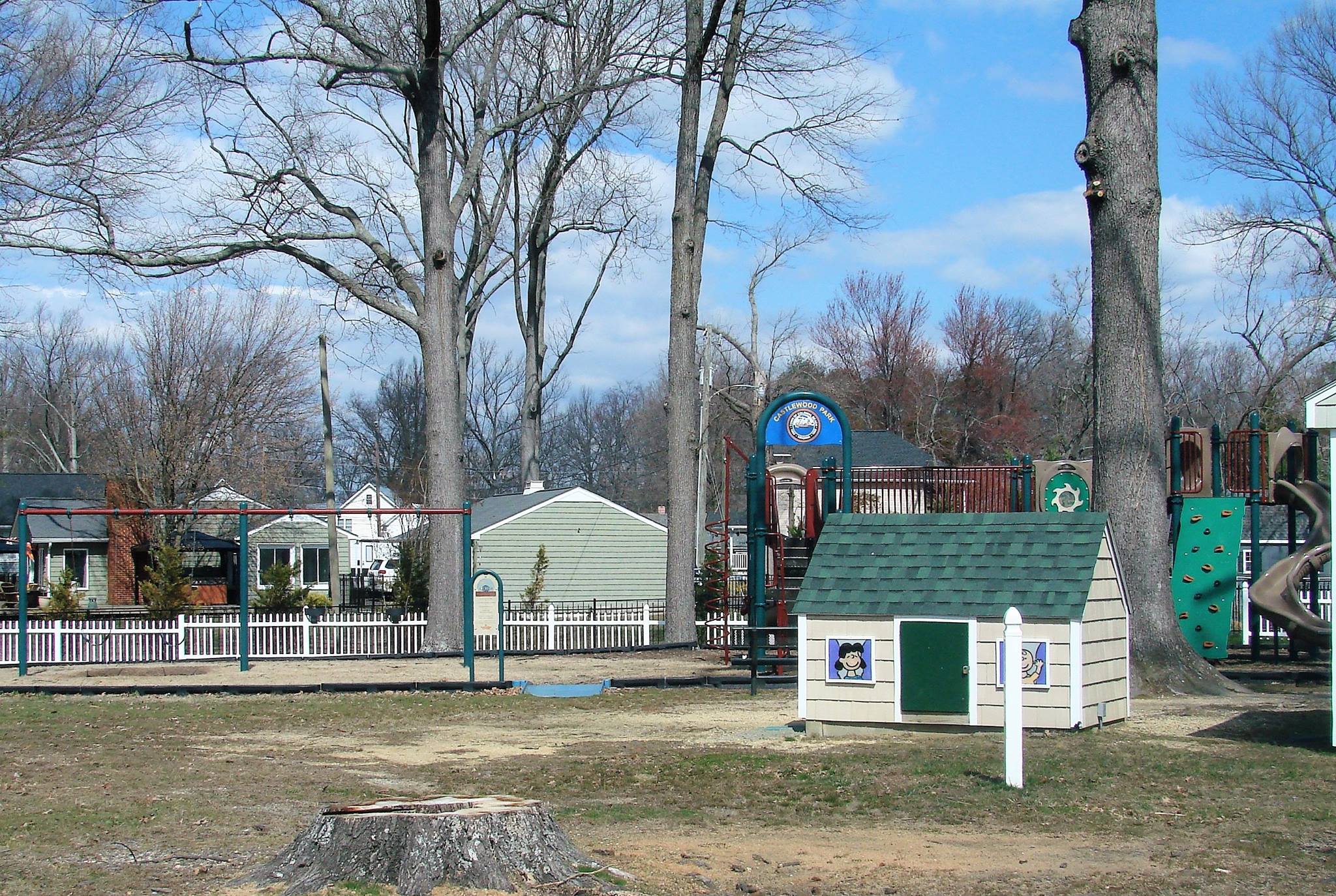 Castlewood Park by Bill McK